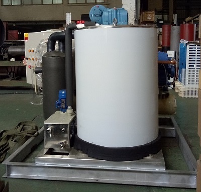 Yi* company purchased a 2T fresh water evaporator from our company
